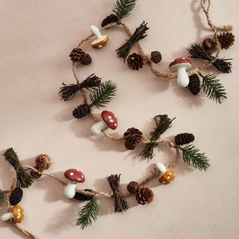Forest Garden‎ Garland